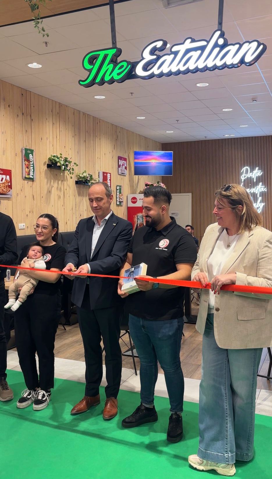 The Eatalian opening